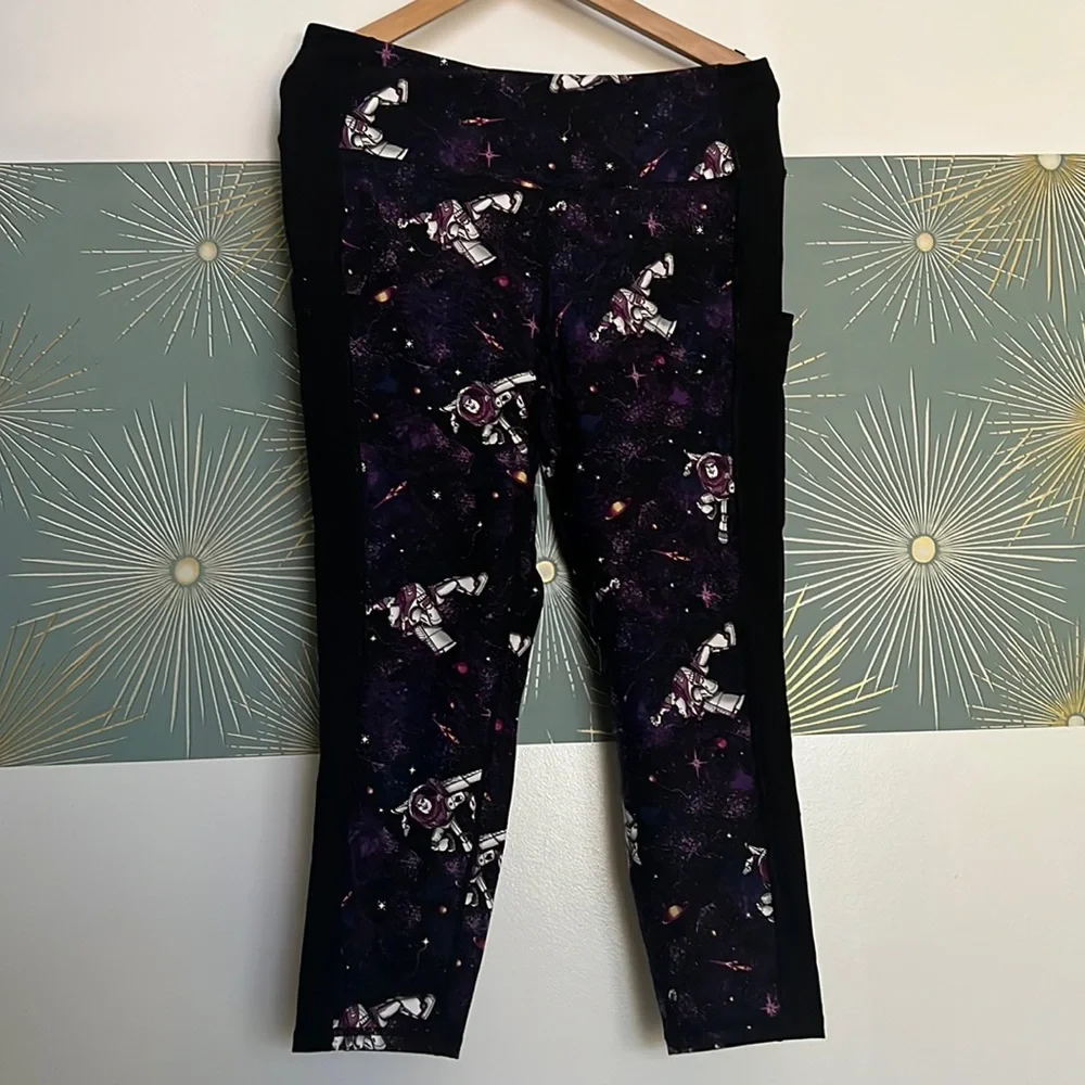 Torrid Disney Pixar Toy Story Buzz Lightyear Galaxy High-Rise Crop Legging - Picture 6 of 8
